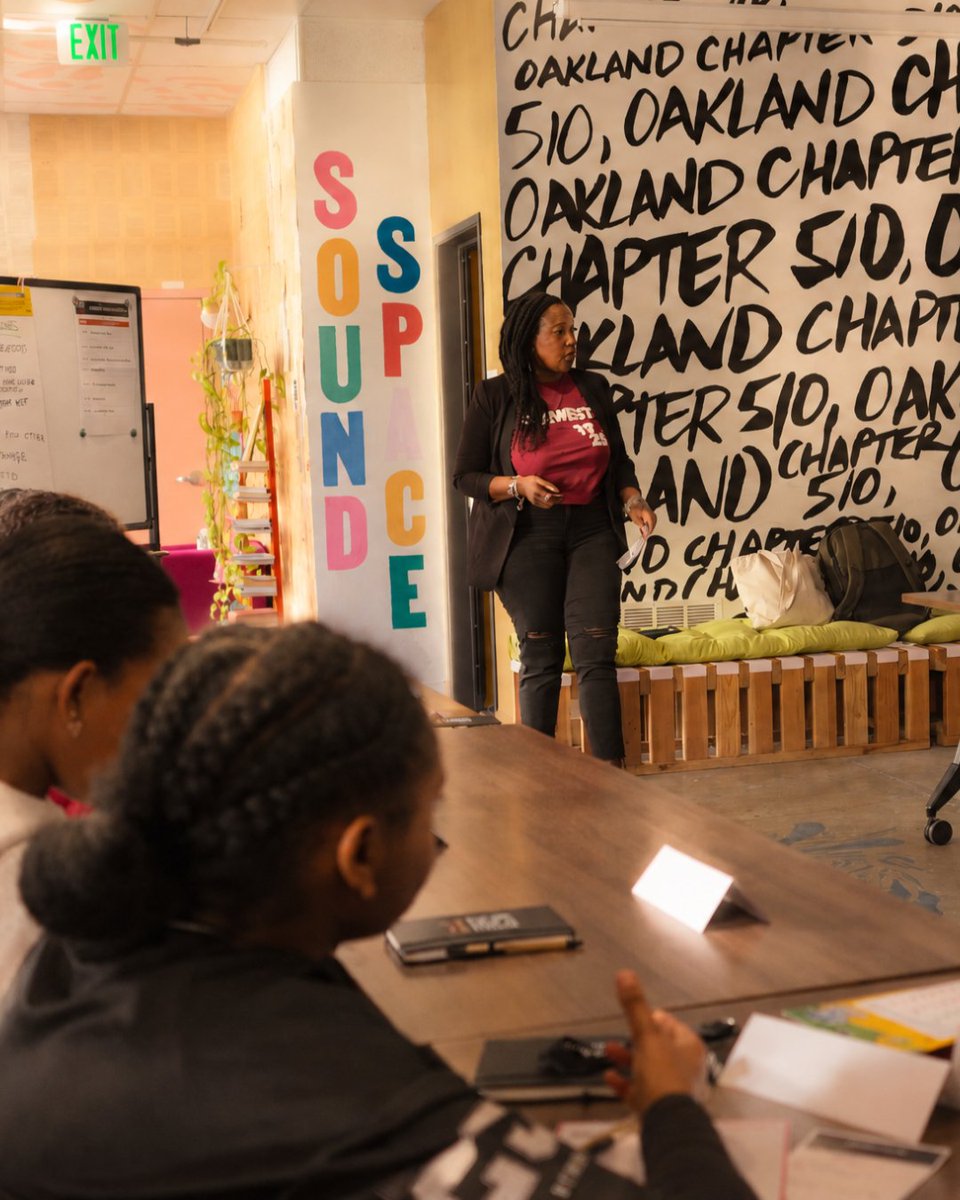 BlackGirlsCode tweet picture