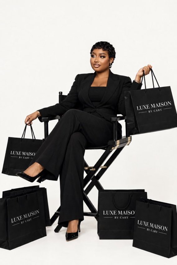 maamefio's tweet photo. She is the BOSS LADY👌

CEO PRISCARY OF LMC 

#PriscaryPrincilla
#LuxeMaisonByCary https://t.co/iG9xycw5oG