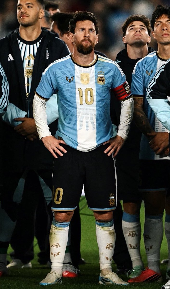 FullTime90X's tweet photo. 🚨🇪🇸 Fermín López:

🗣️ “We were all together watching Messi’s farewell game, and I’m not lying when I say everyone had tears in their eyes watching the final moments and his speech. 😢🇦🇷

🗣️ “Thank you, Leo.” ❤️🐐 https://t.co/ZBEyPYYG1g