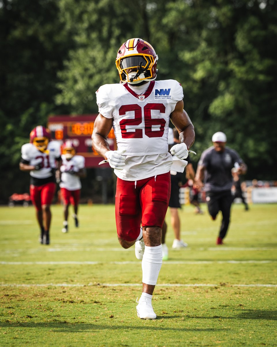 Commanders's tweet photo. CB Trey Amos, DE Deatrich Wise Jr. and RB Jeremy McNichols have all returned to practice and their 21-day windows have been opened https://t.co/jwRZVvx1D1