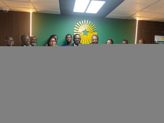 UNUINRA's tweet photo. Today @UNUINRA met with the
 @GhanaGOLDBOD team, to discuss areas of collaboration around sustainable mining(using evidence based data)and being able to calculate the repair bill, health bill, land bill amongst other gaps,to determine the real value of gold kept in the country. https://t.co/IKO6Lrf6NK