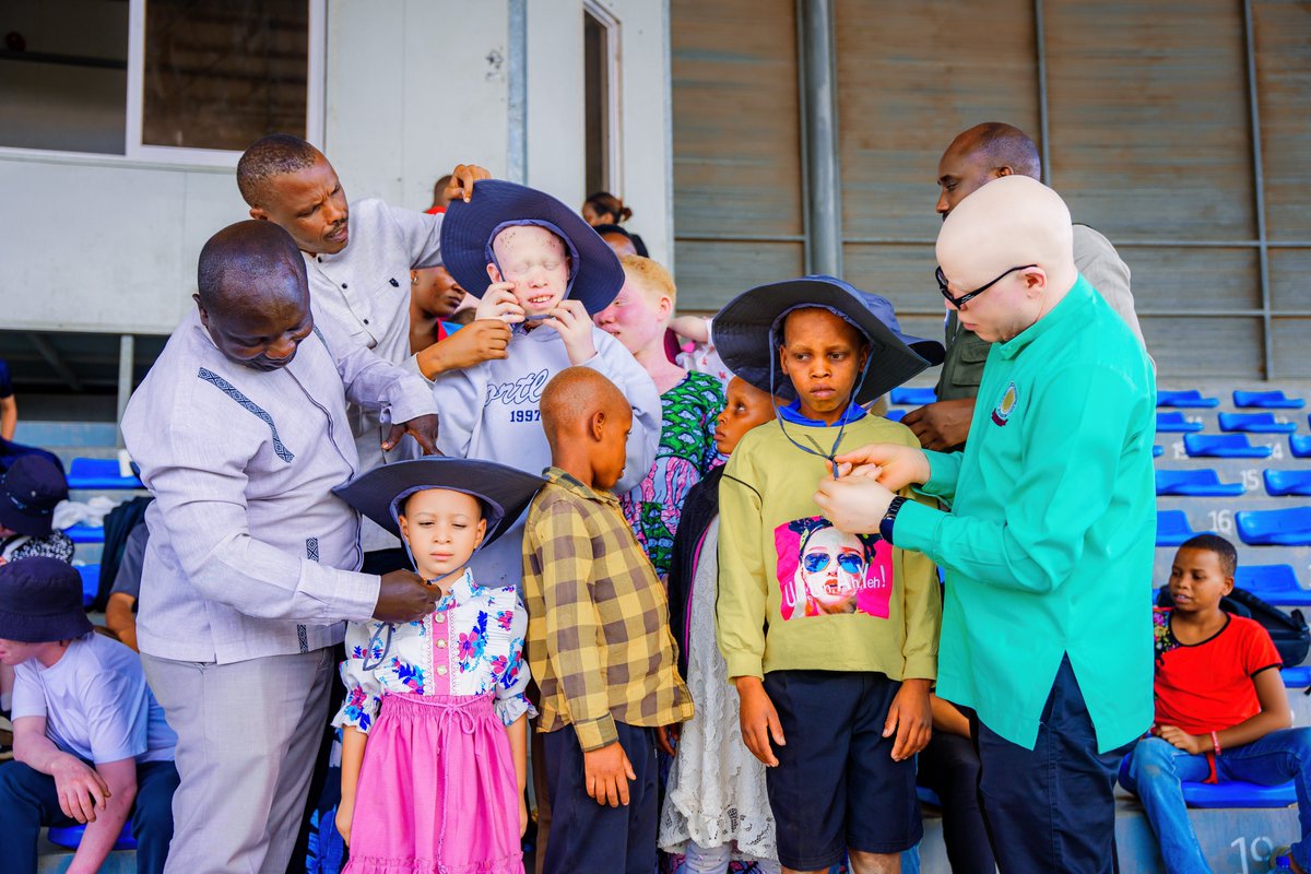 HealthAlert_Org's tweet photo. HAO held a social event in Bugesera District, bringing people with albinism together to connect, share experiences, and strengthen community support.

We believe health goes beyond medical care. It also means inclusion, dignity, support, and belonging.

#Albinism #Inclusion https://t.co/sxIUTJbOMW