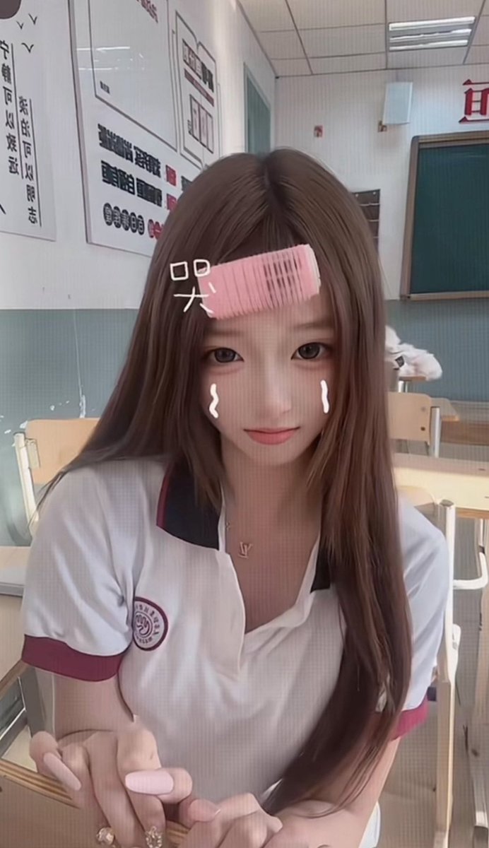nmp_44's tweet photo. 在校高中学生…

10月的第5天！！

有人要锐评我的福吗？

1：看福    2：看🐻

Luo照  实况！！流言111，看完删噢…… https://t.co/wgSWkevpWs