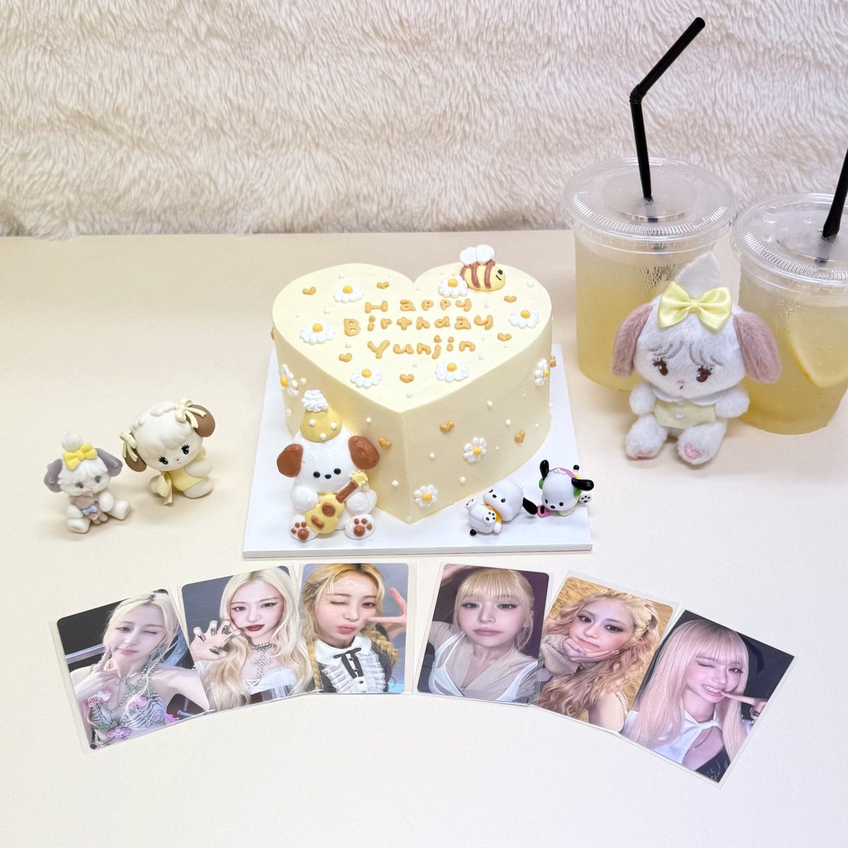 yunyun_102_'s tweet photo. ୨୧ﻌ❤︎ 𝙷𝙰𝙿𝙿𝚈 𝚈𝚄𝙽𝙹𝙸𝙽 𝙳𝙰𝚈 ❤︎ﻌ୨୧

항상 제일 행복하길 바라🥺🍀
정말 사랑해~ 🐶💞💞

#SolarReturnOfYunjin  
#윤진이가_내우주를_빛나게해
#HUHPUPPY_BIRTHDAY
#예쁜나이25살_허윤진_생일축하해
#LE_SSERAFIM #르세라핌
#허윤진 #윤진 #YUNJIN #ユンジン https://t.co/10KEsbmv1X
