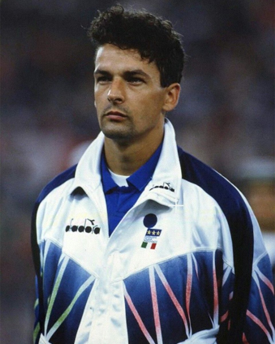 thecultballers's tweet photo. Who is the greatest Italian footballer since the 1980s?

I'll start: Roberto Baggio

👇👇 https://t.co/qdjXcQhv05
