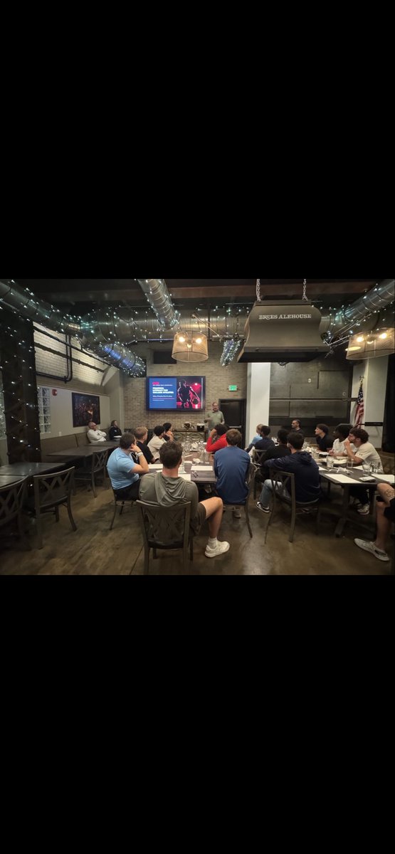 SteelCityMBB's tweet photo. More than basketball. 🐺🏀

CSU Pueblo MBB had a great night at Brues Alehouse learning about financial literacy and life beyond the game from Kevin Ruebesam and Jonathan Quenzer.

A great opportunity for our guys to learn, grow, and build culture together! https://t.co/khdVFp3aCK