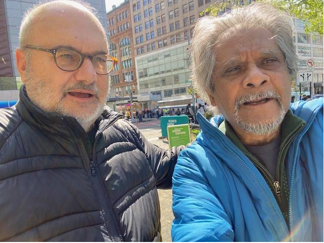 BrankoMilan's tweet photo. I loved Anwar combination of classical economics with the search for its empirical confirmation. I think he was among very few (almost unique) in that. He was also a super nice person.
We shared interest in income distribution. Illustrating this empirical bent of mind, Anwar became very much interested in eco-physics and its modelling of the top of income distribution. 
He will be missed by many. 
Here is a picture from about two and half years ago.