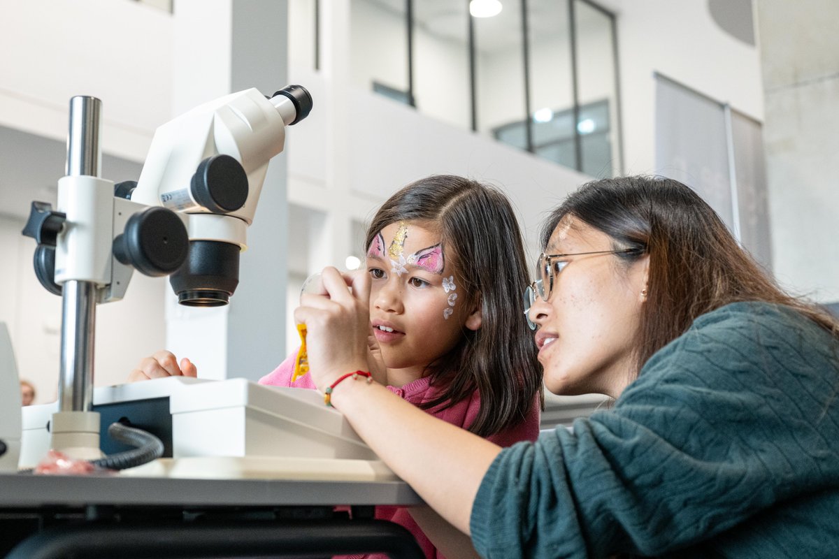 TU_Muenchen's tweet photo. Thanks to around 15,000 visitors who joined us at the #OpenHouse on the #Garching #campus on Saturday to explore labs, meet researchers, try experiments, and discover everything from #quantumtechnologies to the mysteries of the universe: https://t.co/aXDGkpcsAg🚀
📷A.Eckert https://t.co/kV1SkF3gvG