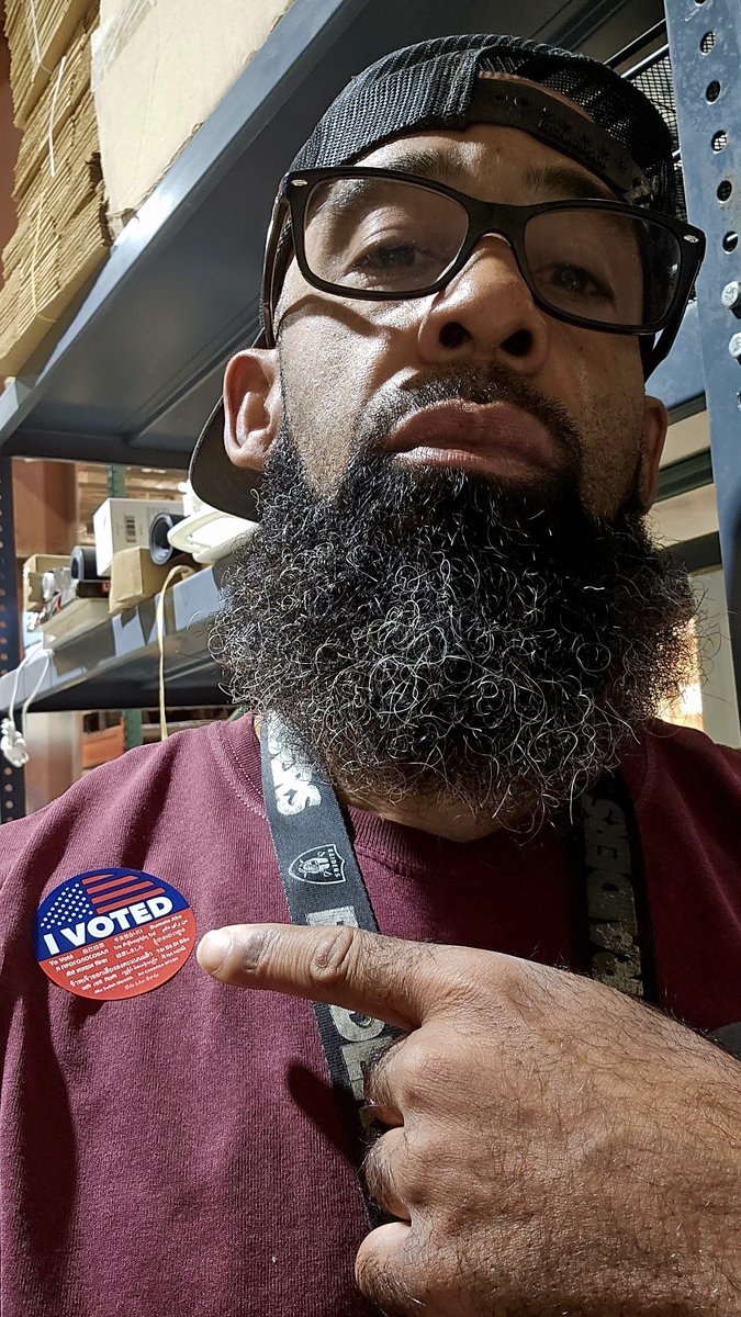 TreyPfromCali's tweet photo. Fukk that orange bastard and his supporters. I voted. 🗳🇺🇸 https://t.co/ANgBBGJ8Ej