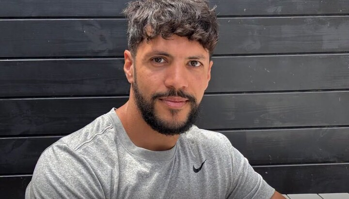 DavidOfMorocco's tweet photo. A Moroccan teacher in Belgium converted from Islam to Catholicism and started openly speaking about his faith on TikTok.

Then people discovered his Christian account.

Now, he says he is struggling to find work so badly that he is considering leaving teaching altogether.

He just wanted to speak openly about his faith.

Is this what religious freedom looks like?