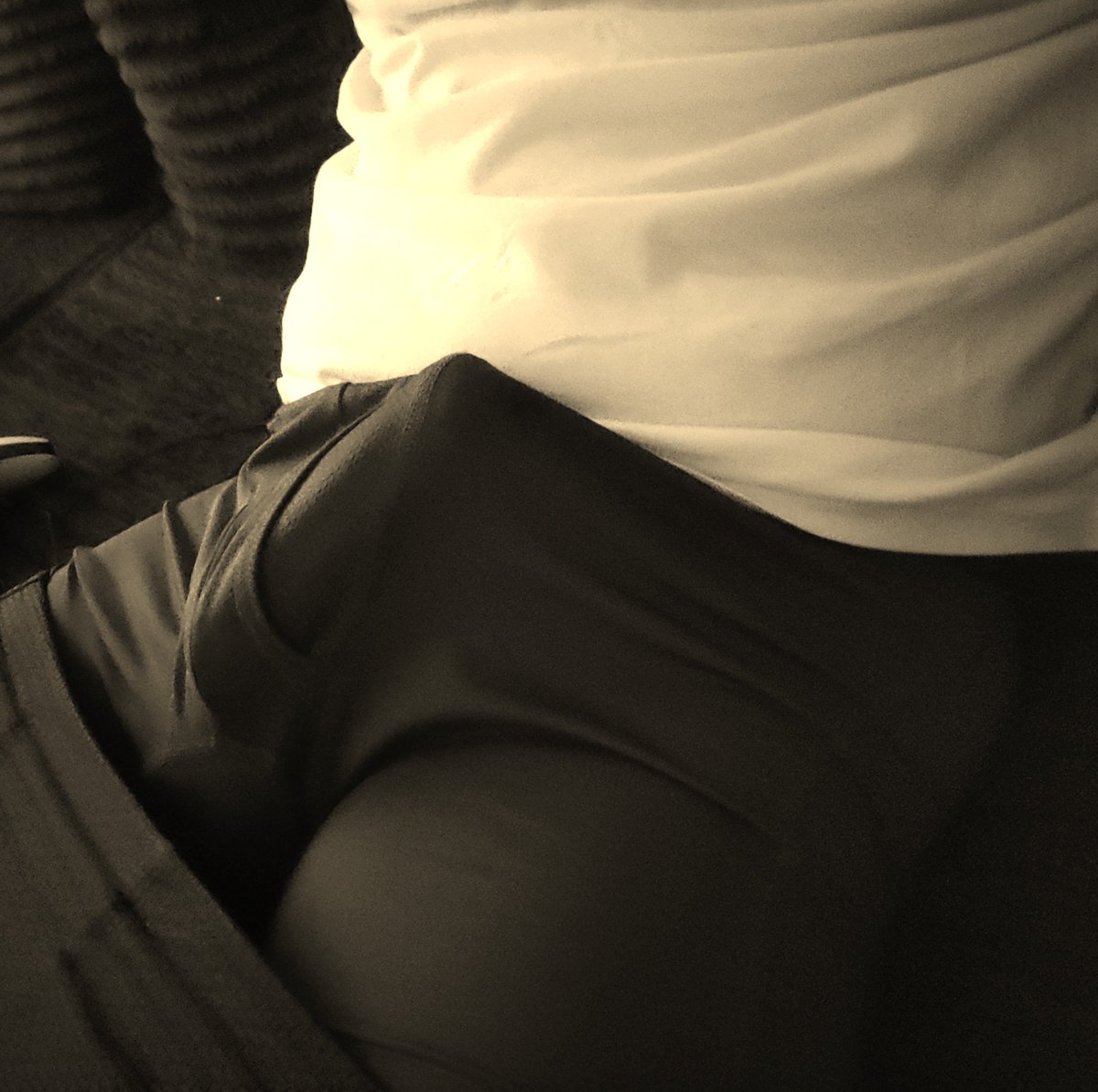 SirxSensual's tweet photo. Here's my pinned post, not new to nsfw 🖤
Looking for friends, pets, and #bwc  obsessed moots 🖤

♱ he/him
♱ 28
♱ eng
♱ bi (fem+)
♱ midwest
♱ hard/soft kinks 
♱ switch (dom++)

──── ♥︎ ────

♡ and ↺ to be moots <3

#nsfwtwt #nsfw #moots #moothunt〃・ #nsfwtw https://t.co/Gl2lxsCGqe