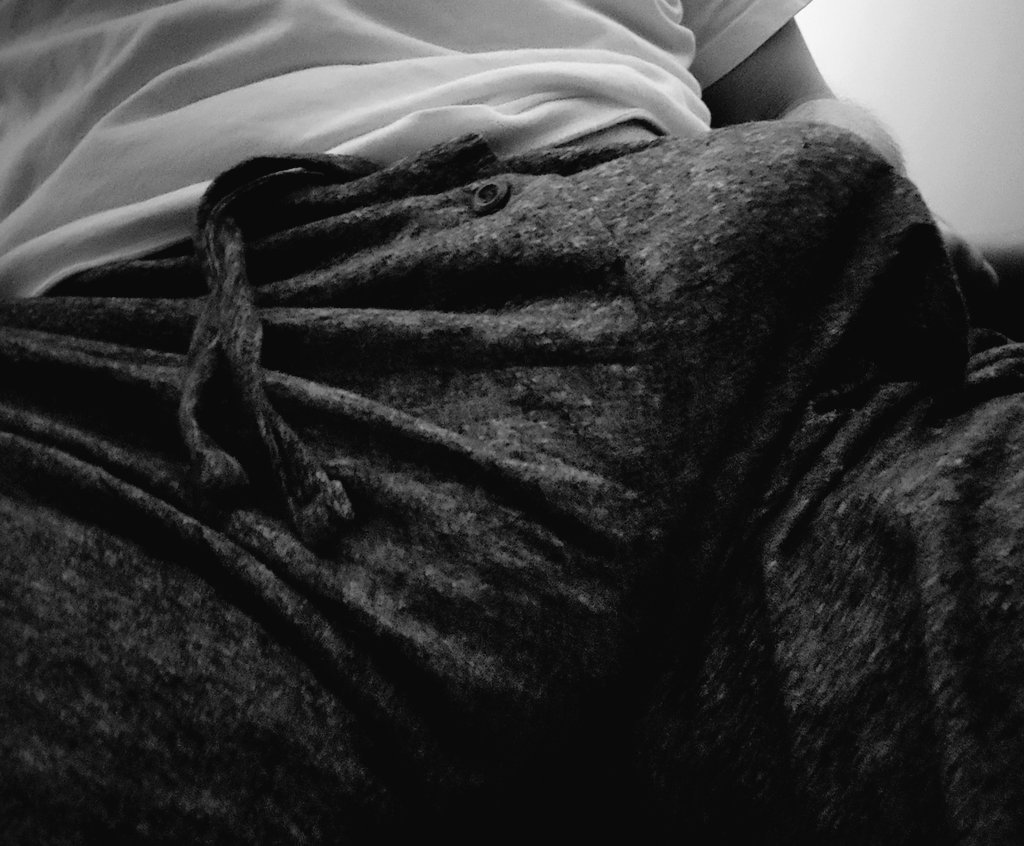 SirxSensual's tweet photo. Here's my pinned post, not new to nsfw 🖤
Looking for friends, pets, and #bwc  obsessed moots 🖤

♱ he/him
♱ 28
♱ eng
♱ bi (fem+)
♱ midwest
♱ hard/soft kinks 
♱ switch (dom++)

──── ♥︎ ────

♡ and ↺ to be moots <3

#nsfwtwt #nsfw #moots #moothunt〃・ #nsfwtw https://t.co/Gl2lxsCGqe