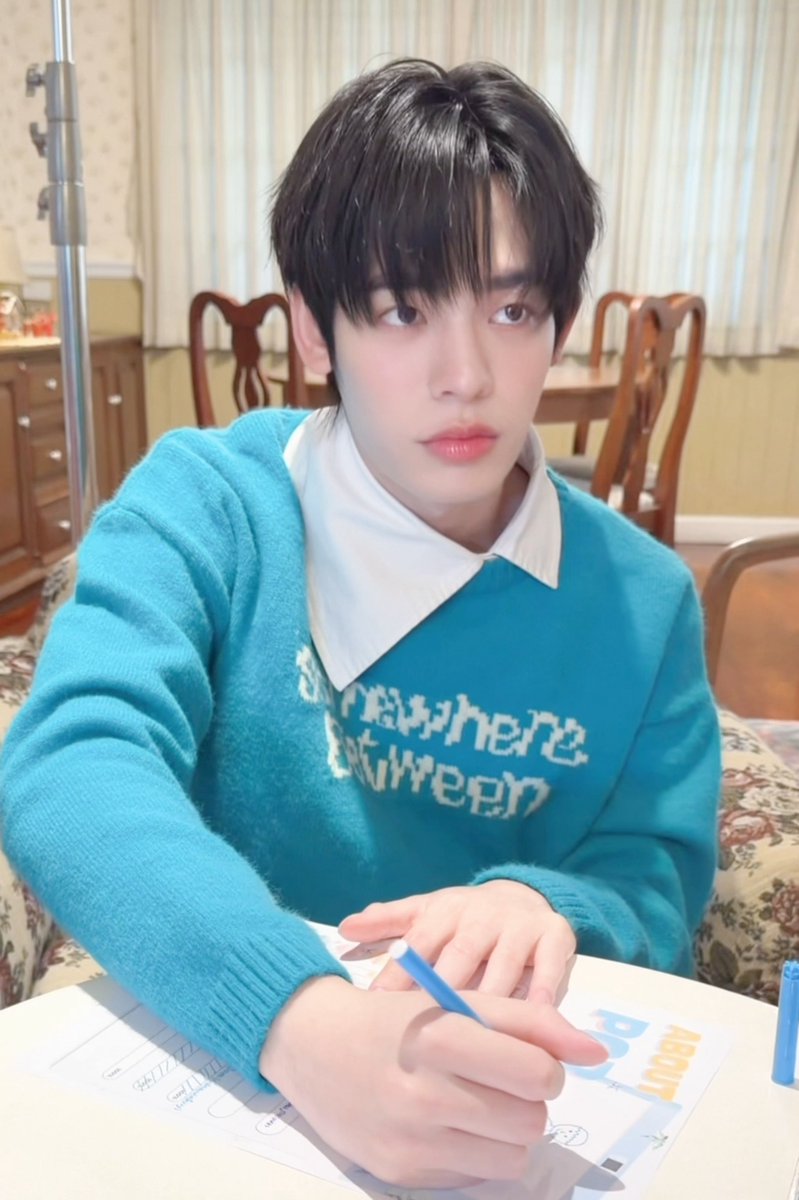 r3dm0chi's tweet photo. เหมือนทำการบ้านผิดละโดนดุ https://t.co/bGBStJs4u0
