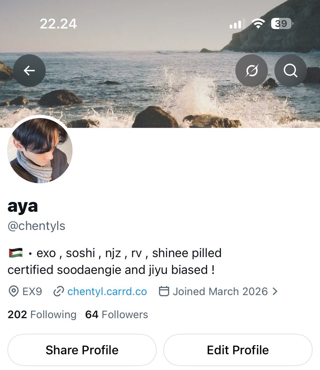 chentyls's tweet photo. changed my layout to a more simple look :pp https://t.co/NHdYbfB2GT