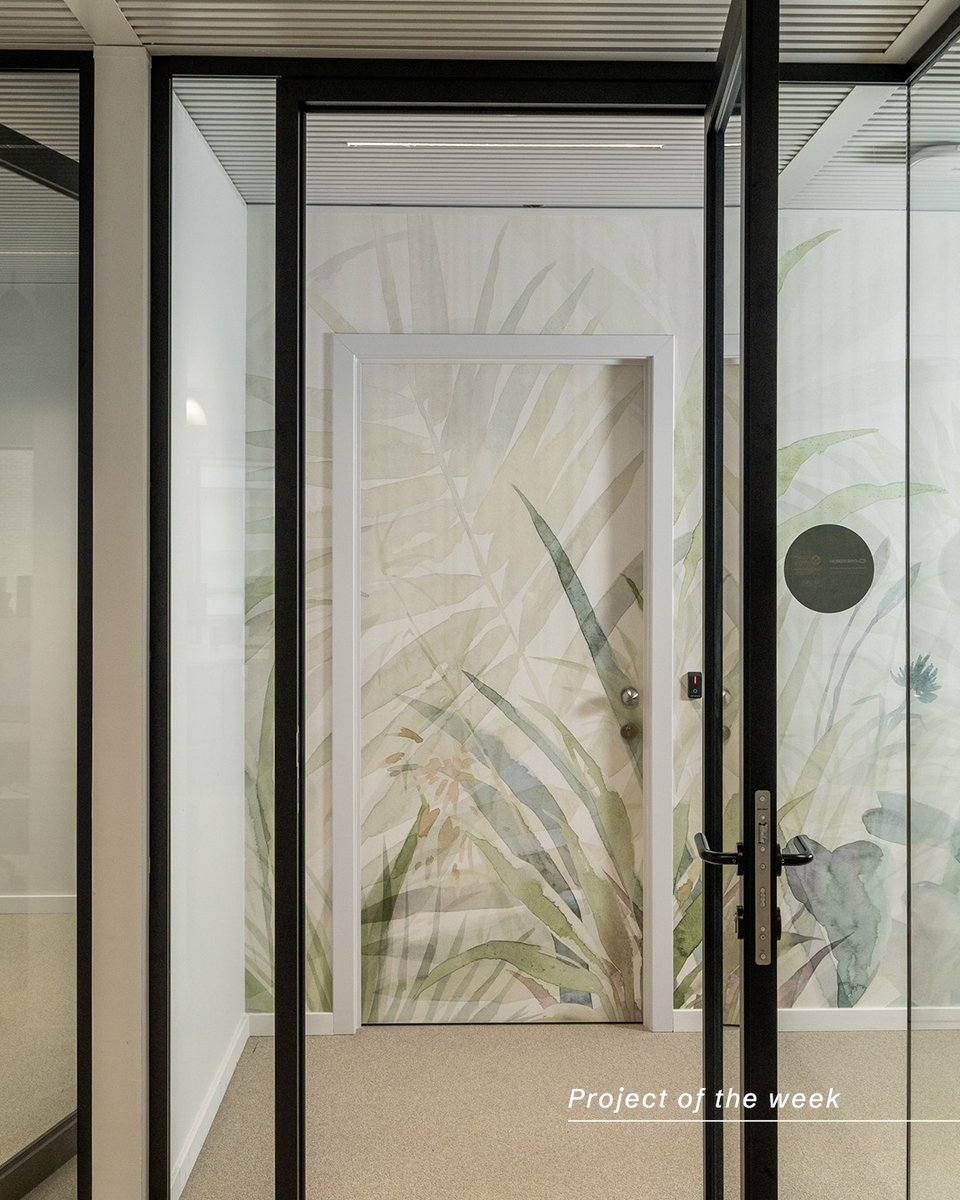 TecnograficaITA's tweet photo. A new #ProjectOfTheWeek in Milan: Ufficio 2.0 renovated Crestron’s Italian headquarters with #Tecnografica wallpapers Capo Verde, Dot and Quadra, across offices and shared spaces.
#OfficeDesign #Wallpaper
▶️ https://t.co/hUonEBjazb https://t.co/TUmF9qjp8i