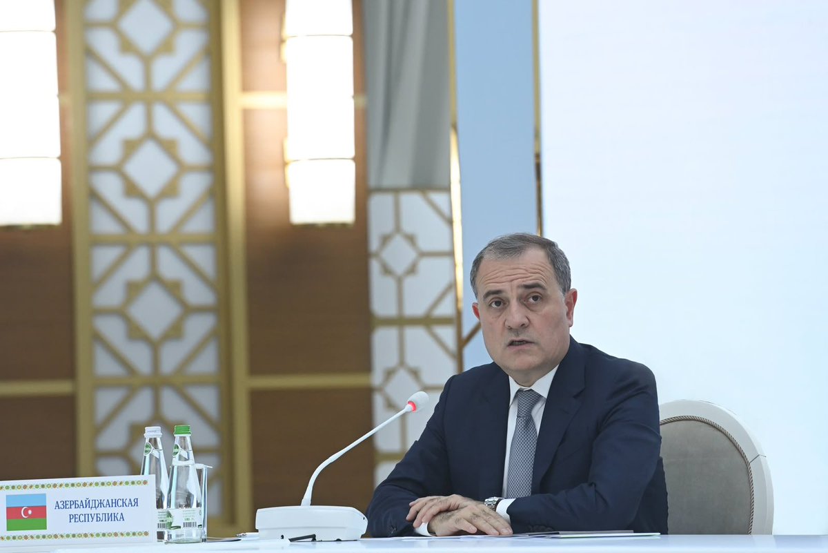 Bayramov_Jeyhun's tweet photo. Pleased to participate and address the meeting of Foreign Ministers of Central Asia and Azerbaijan in Awaza during my working visit to Turkmenistan.

We reviewed preparations for the upcoming Summit, highlighting our rapidly expanding integration.

Emphasized concrete joint actions to boost Middle Corridor cargo capacities, expand digital networks, and advance the strategic green energy partnership between Azerbaijan, Kazakhstan, and Uzbekistan.

By deepening mutual trade and coordinating our response to shared ecological challenges—particularly the declining Caspian Sea—we are transforming our strong political trust into tangible regional resilience and interconnectivity.

#CentralAsia #Azerbaijan