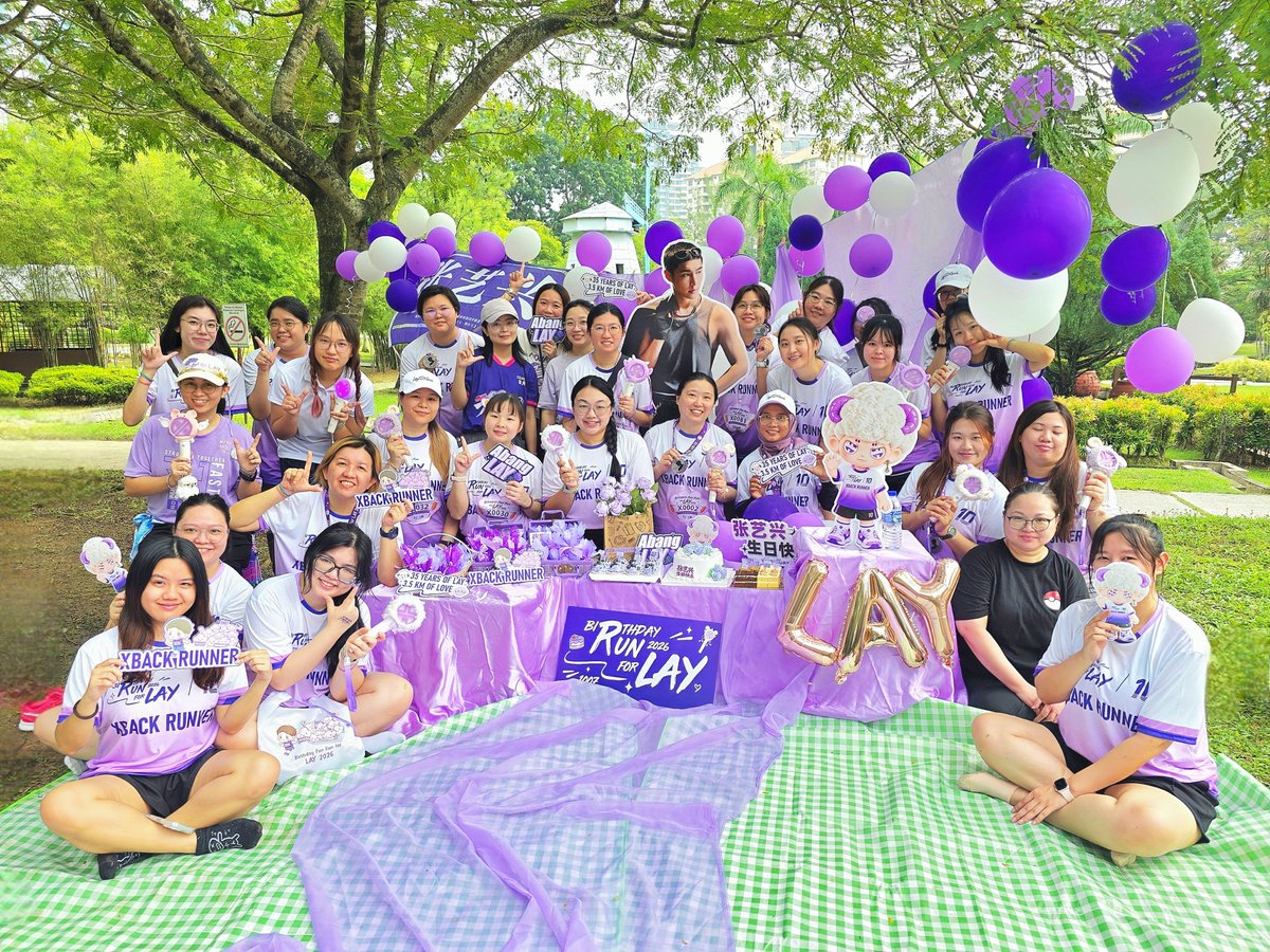 layunionMY's tweet photo. 🎂 Birthday Run for LAY 2026 - Group Photos & Event Highlights - Part 1
Happy Birthday, Lay Zhang! 🎂🎉
The future is limitless - let’s walk forward together!
Malaysian X’Backs will always be here. 🇲🇾🐚
#BirthdayRunforLAY2026 #LAY35 https://t.co/Yi8E66HDbb