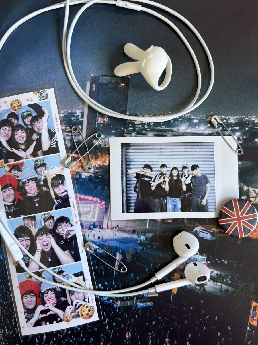 samyclez's tweet photo. los amo con todo mi corazoncito <3 https://t.co/ot8ARBYXeY