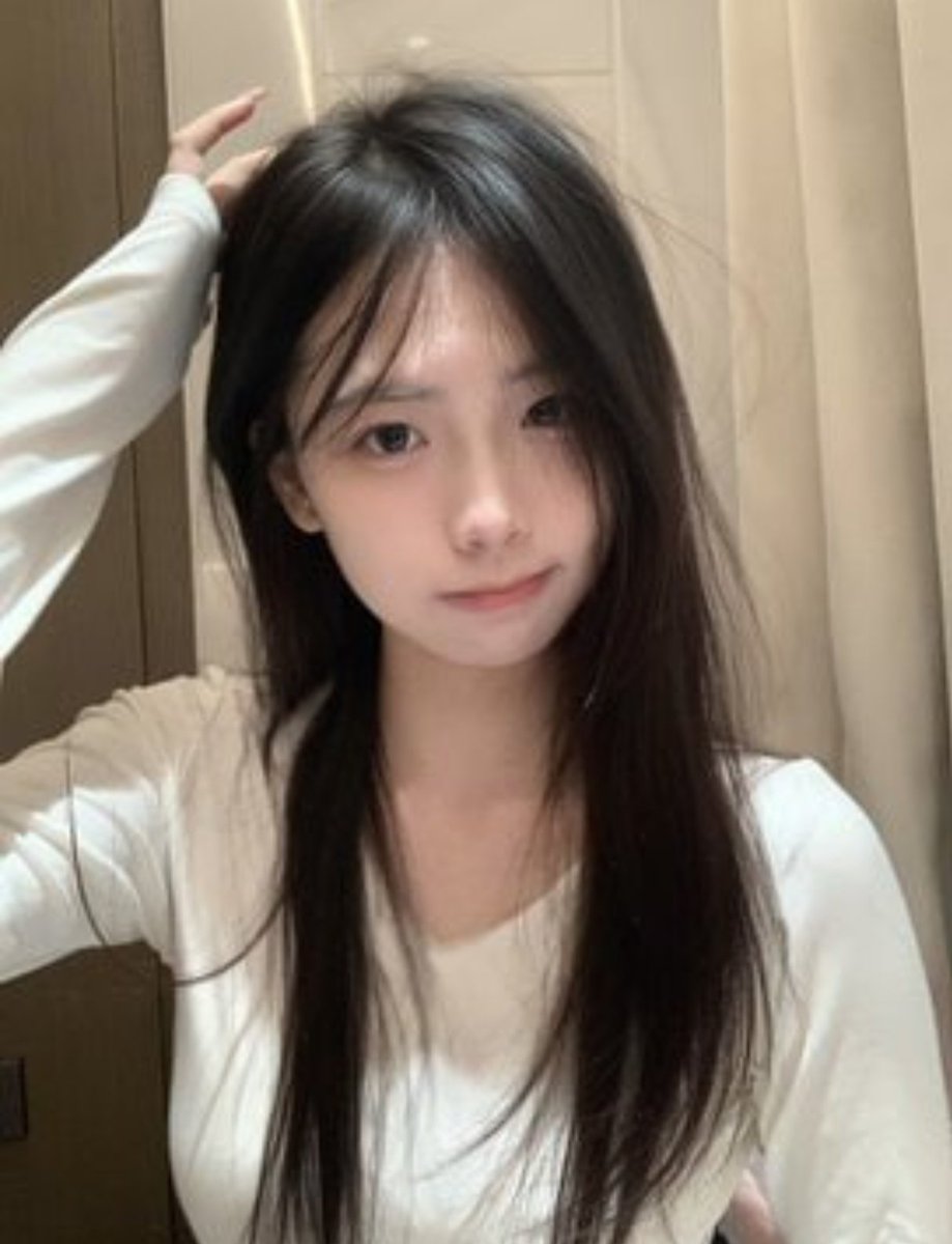 SilvanaDha7t4j's tweet photo. 本人已和平分手,告别渣男

回归推特，这次破防算我输……

给B看不要🚪 https://t.co/KD0WabFIPv
