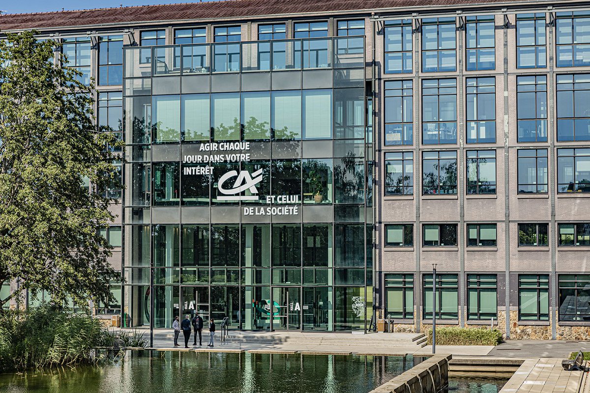 Stellaire_FR's tweet photo. Les banques françaises💰 chutent et la Française de l’Énergie💡 s’effondre en bourse...
J’alerte sur la 🇫🇷 ⚠️ depuis des mois et des mois...
Nous y sommes.
#France #dette #BCE #Banque #Lycées #BlocusLycées #Ormuz #crise #CAC #CAC40 https://t.co/URU1OOdzLd