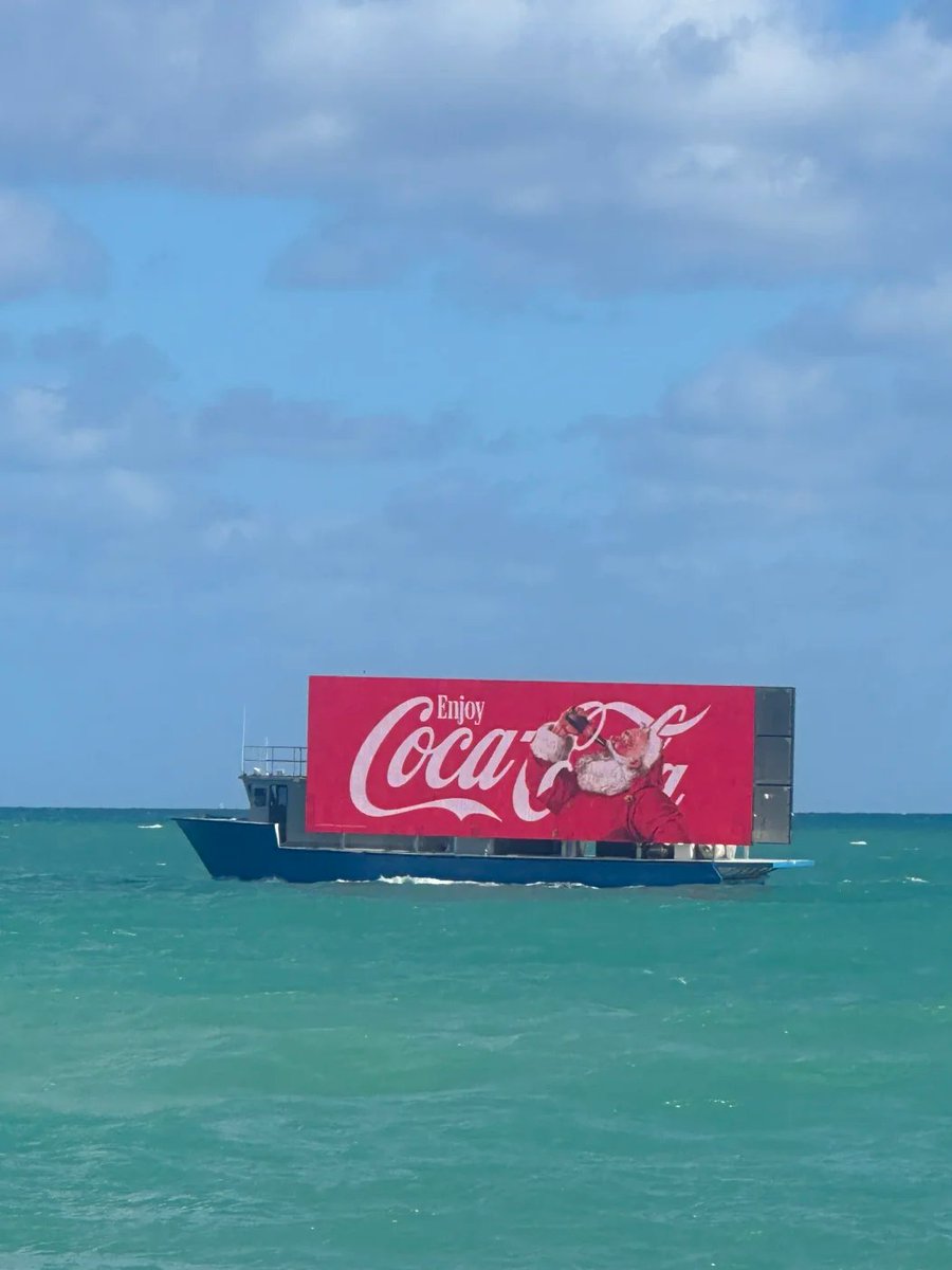 dadajce's tweet photo. Coca-Cola https://t.co/V0SeZ2q6FH