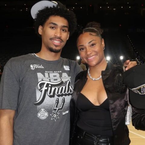 BSO's tweet photo. Woman Reaches Out to Spurs Dylan Harper With Receipts that His Girlfriend  JoJo Lacey is Cheating on Him With Her Boyfriend and Tells Him to GET OUT Before it is Too Late (Texts-Hotel Pics) ==> https://t.co/dcELYmih83 https://t.co/vqlK0xPbrW