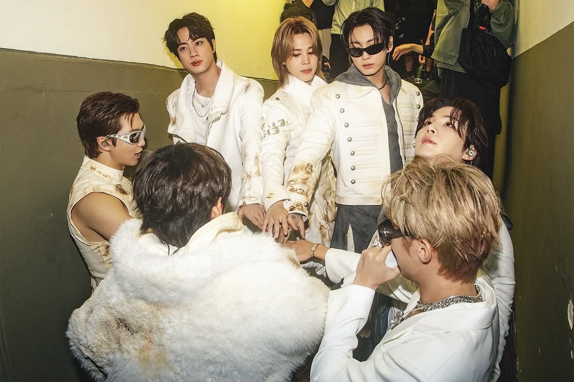 btsscope's tweet photo. I'm voting for #ARIASBTS at the 2026 ARIA Music Awards. https://t.co/GVrsqBpWhK