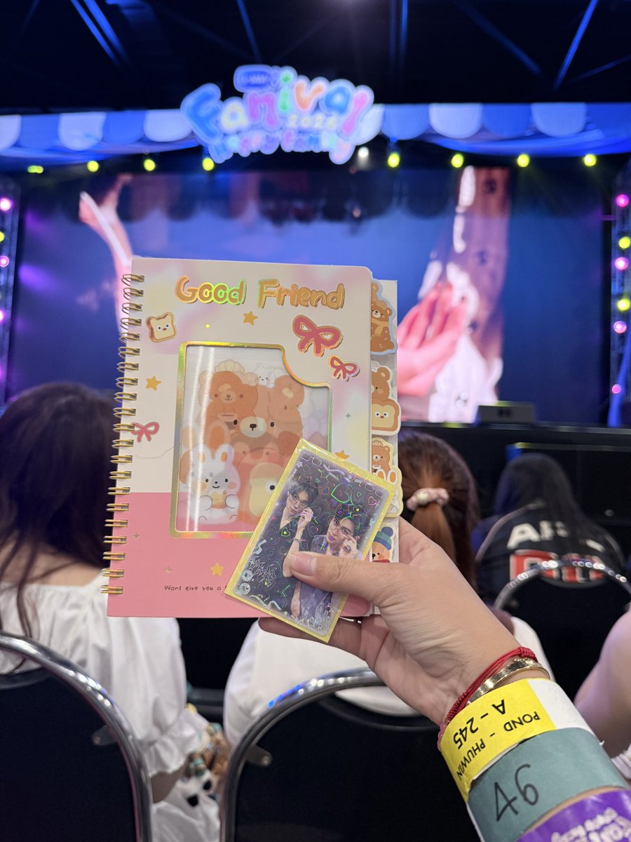 eugenejk97's tweet photo. GIVEAWAY MERAYAKAN MENANG FANSIGN PPW

~ Saldo 200k buat 4 orang masing-masing 50k
~ Rubber charm avocean (I didn’t get permpoon)
~ PC Pond dan Phuwin (random)

*rules in pict 

PPP FAM FANIVAL FANSIGN

#GMMTVFANIVAL2026HappyFamilyxPP
#PERMPOON
#ปอนด์ภูวินทร์ #PondPhuwin https://t.co/0B4B6jPr4T