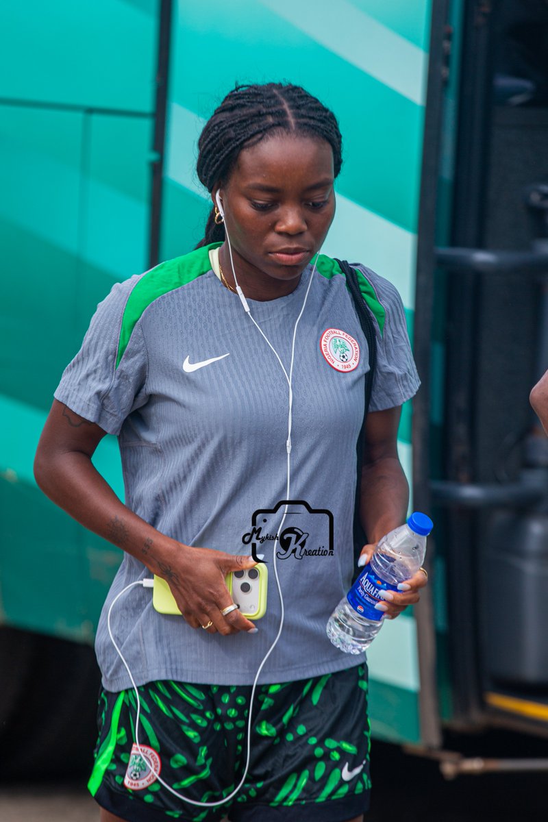 Mike_Eshiet's tweet photo. Super Falcons Arriving for their third Training session 🇳🇬
#SuperFalcons #2028olympicsqualifiers #mykishkreation #sportphotography https://t.co/rj6ahsf2Ig