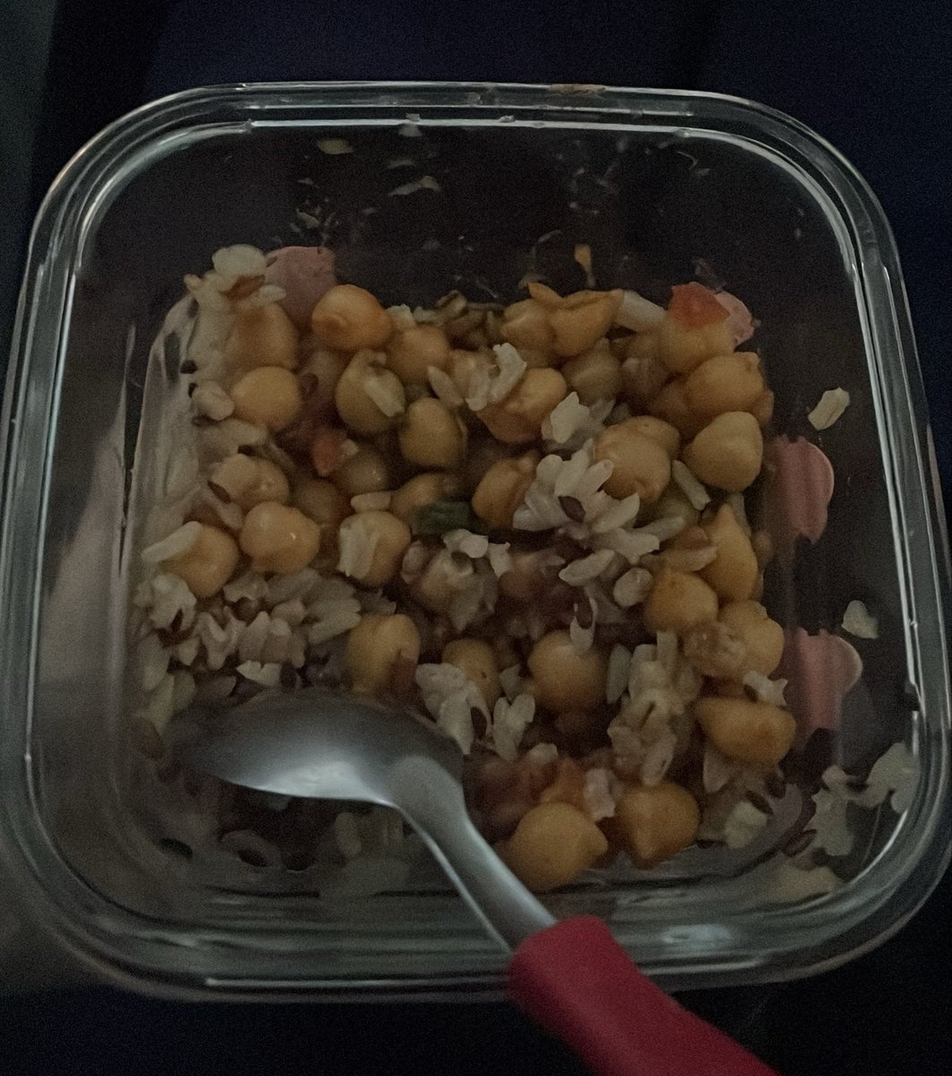 filedaborboleta's tweet photo. grão de bico e arroz integral 7 grãos https://t.co/Mt85G3uS6I