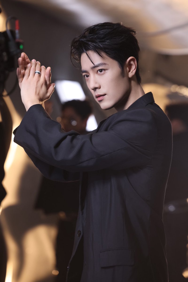 BehindMoon9293's tweet photo. 261007 19:00 Xiao Zhan Studio Weibo update

ดื่มด่ำไปกับประสบการณ์ มีส่วนร่วมกับการแสดง และค้นพบอีกด้านหนึ่งของตัวคุณเองผ่านเลนส์กล้อง 

เบื้องหลังการถ่ายทำ MV 异想天开  

#เพลงใหม่เซียวจ้าน 
#พบเซียวจ้านทุกวัน https://t.co/m5IWdXKt0P