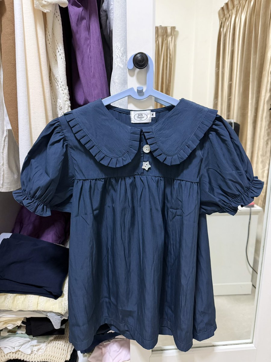 bleebleu's tweet photo. ส่งต่อ #jellybutter twinkle blouse
สีกรม ไซส์ M ยังไม่เคยใส่
⭐️ 169 ส่งฟรี

#shewearbkk #duexstudio #ส่งต่อduex #ส่งต่อเสื้อผ้า #ส่งต่อเสื้อผ้ามือสอง #เสื้อผ้ามือสอง #ส่งต่อเสื้อผ้ามือ2 #ส่งต่อcintage #cintageshop #stylistshop #โล๊ะตู้ #ส่งต่อstylist #vghbkk #bemingbkk https://t.co/oRlyRhEbhH