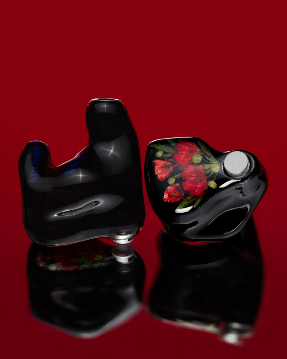 64audio's tweet photo. We're obsessed with our new "Floral" faceplate options. In true 64 Audio fashion, it is the result of a meticulous process executed by the best in the world. https://t.co/nfEIjlu2j9