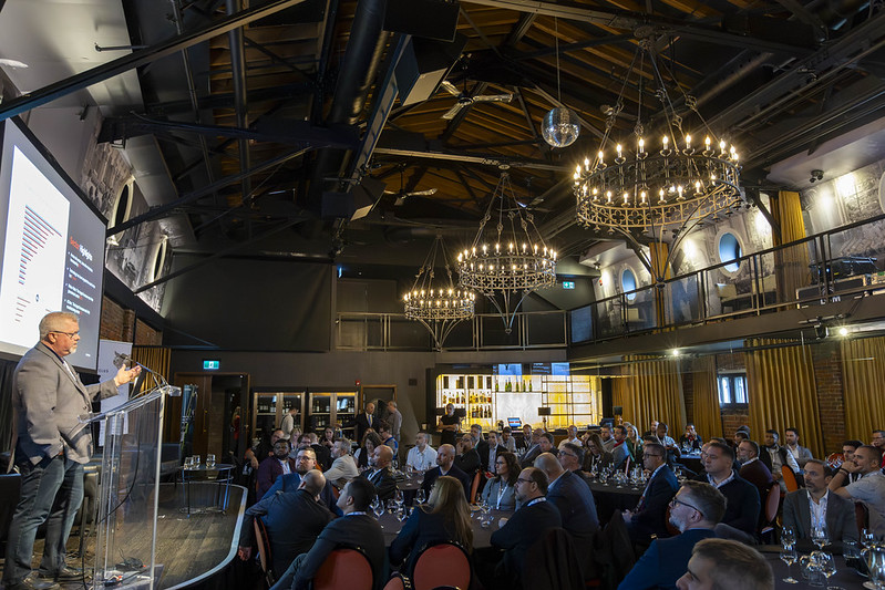 POLARconference's tweet photo. 🎟️ Un billet, deux expériences : le Combo POLAR + Hackfest est en vente!
⏳ Les places POLAR sont limitées. Une fois complet, c'est complet! N’attendez pas à la dernière minute!
👉Achetez le Combo https://t.co/smtjScZYIj
#Hackfest #POLAR #Cybersécurité #QuébecSec #CyberLeaders https://t.co/8coEsc3N64