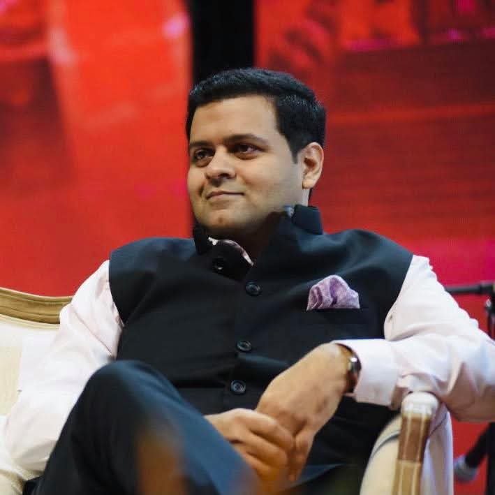 Prajapat204's tweet photo. गलती सबसे होती है, 

श्री अखिलेश यादव जी से भी हो गई है।

अब क्या होगा?! https://t.co/raemFzX35U