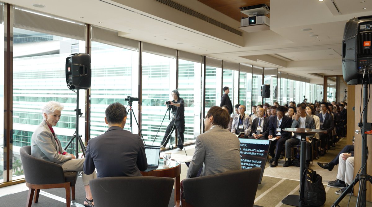 AurumBureau's tweet photo. This past weekend in Hong Kong, our CEO Pol Vela @PVM_Aurum joined global icon Maye Musk @mayemusk for two exclusive events: 800 guests at Prudential HK, and a private gathering of 60 top Japanese business owners.

From humble beginnings in South Africa to international supermodel in her 60s and 70s, author of the international bestsellers 'A Woman Makes a Plan' and 'Timeless', and mother of three trailblazing entrepreneurs, Maye is living proof that your best chapters can come at any age. She remains one of the most sought-after speakers in the world, and we are proud to represent her on many more stages around the globe.