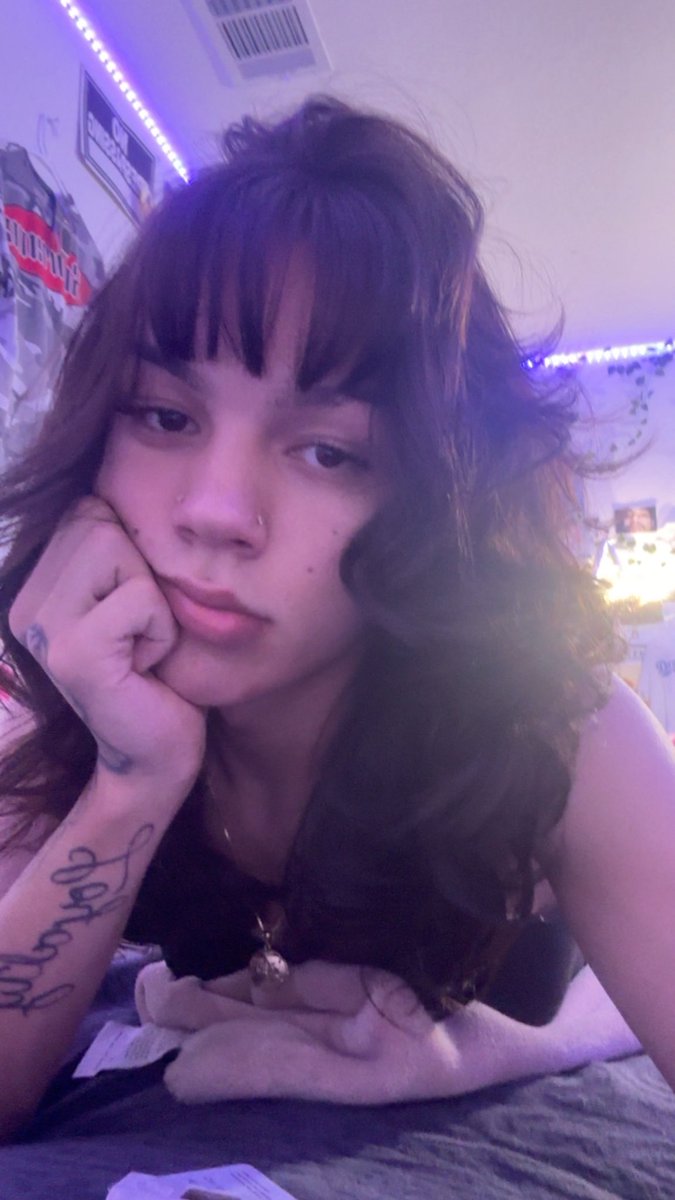 2sexyy69's tweet photo. The face vs the girlcock🥰🤞#hung #latina #trans #transgirl #transwoman #chudai #nsfw #wata #foryou #fyp #straight #DL #austintx #austin #ATX #sanmarcos #IE #satx #bulge #college #barelylegal https://t.co/um4Vhnrk44