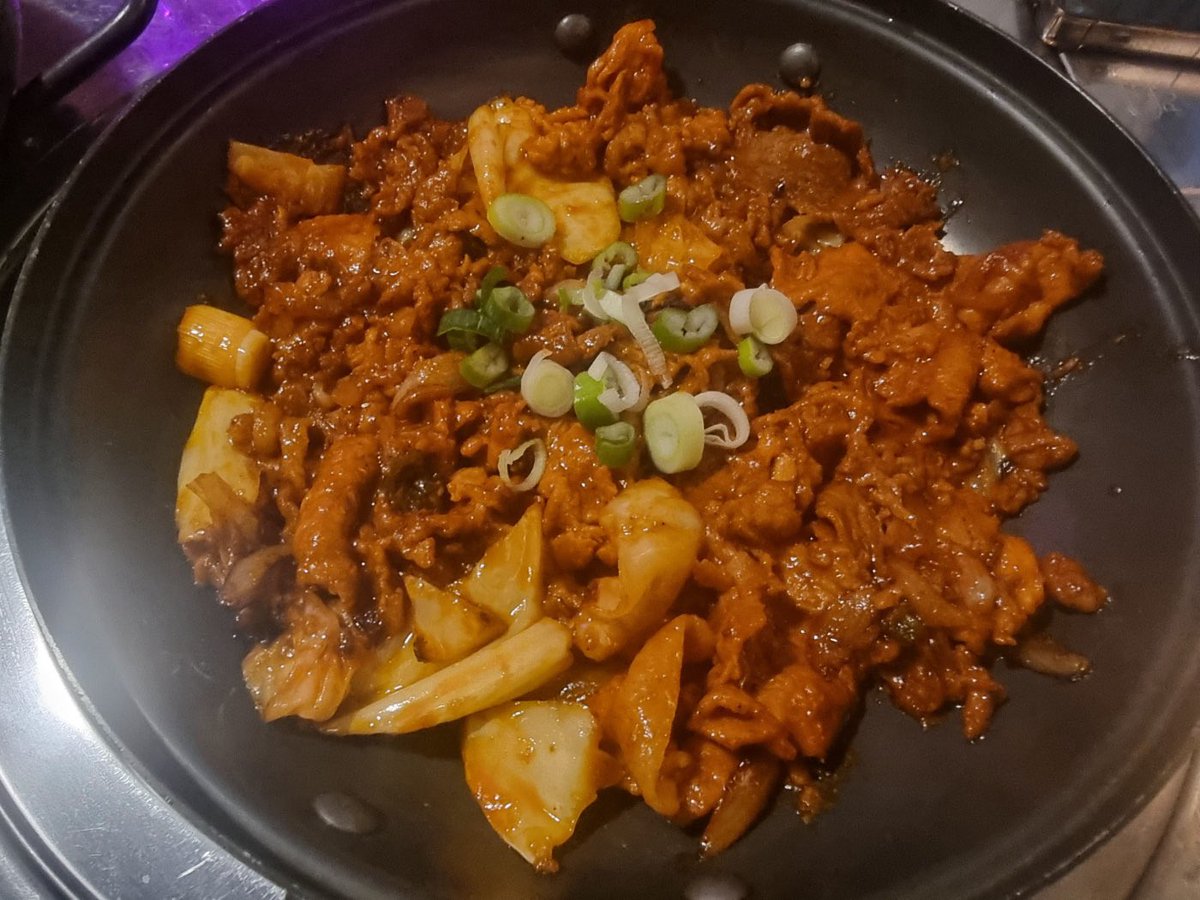 Youseohaess's tweet photo. 존 맛 탱!
ㅁㅊㅆ!! 곱창 안좋아하는 동생도 같이가서 한판
싹쓰리!
즐거웠당
@bangE_89 https://t.co/72TAHiSMBD