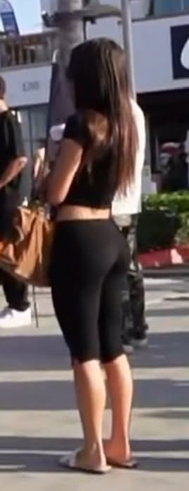 just_agooner69's tweet photo. Bobas fat butt got me harddd😵‍💫😵‍💫 https://t.co/JspZNPaPC3