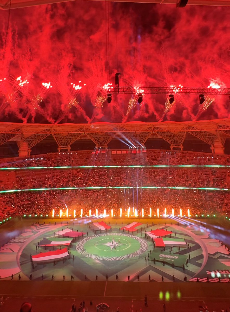 Alnami_JRN's tweet photo. عشنا أسبوعين جميلة ورائعة 🥳😍 
تشرفنا فيها بتواجد أشقائنا الخليجيين في جدة.
كانت أجواء مليئة بالمحبة والألفة، وهذا هو هدف البطولة.

طبيعي أن نتنافس في المستطيل الأخضر .. لكن خارجه جميعنا على قلب واحد ❤️‍🩹

أتمنى أن نكون قد وفقنا في الاستضافة 🤗

نراكم قريبا في بطولة آسيا ⏳🤩 https://t.co/FEIjvEasV8