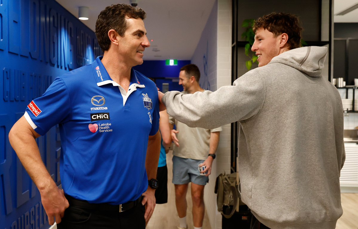 NMFCOfficial's tweet photo. Coach and captain 🤝 https://t.co/AK4qdLrtwE