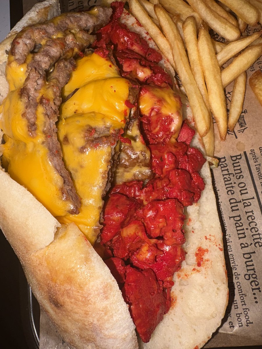 mbneuf2's tweet photo. J’habite à Panam c’est la 2eme fois seulement je mange 129, wAllah ce que je viens de manger 😂😂😂😂😂😂😂😂😂😂😂😂😂😂😂😂😂😂😂😂 https://t.co/RpfJXTG6aL