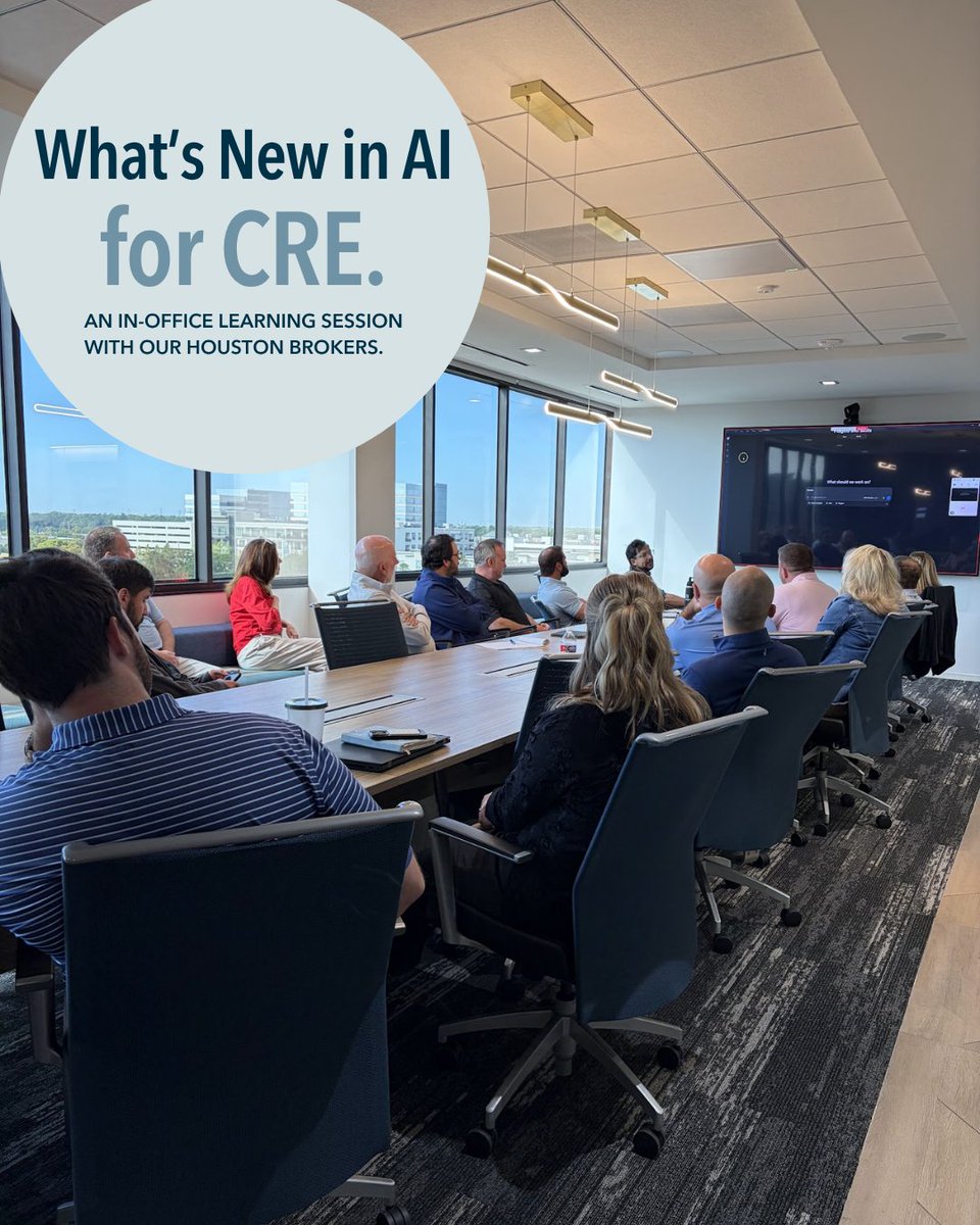 LeeAssociateHOU's tweet photo. As AI continues to become a bigger part of the way we work, knowing how to use it effectively is more important than ever. 
Roland Weathers recently led an AI training session with our Houston brokers, sharing practical ways these tools can help our team work more efficiently. 💻 https://t.co/5r7j00t6kO