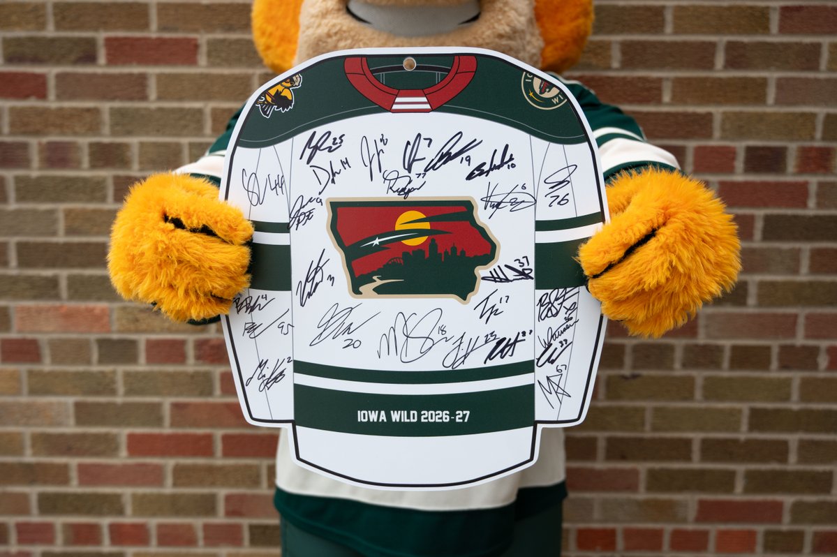 IAWild's tweet photo. Looking for the ultimate addition to your collection? 👀

The mega puck and jersey wall sign will officially be up for grabs this weekend. Perfect for Saturday's autograph session! https://t.co/apPUevG2Lk