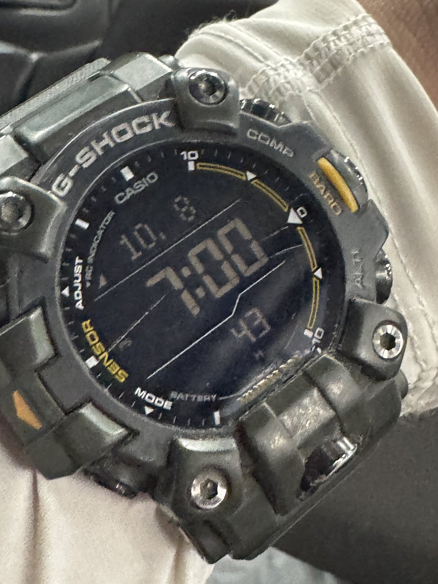 GshockOmega's tweet photo. おはGショック
早朝から陽射し厳しくかなり暑くなるのかな？と思ったが朝は空気冷たくて寒いくらい💦
今日明日仕事すれば3連休なので頑張ります😊 https://t.co/7ChVNTvLmi