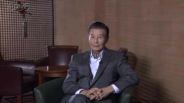 nhk_archives's tweet photo. 【あの人の戦争体験 #池部良 さん（俳優）】

きょうが命日の池部さん。終戦直後、食糧交渉のためオーストラリア軍艦に乗り込みます。
「コーヒーをすすめられた。５年飲んでないし、香りのよさに椅子から落っこちそうになった」

▼証言動画はこちら
https://t.co/HDLCDmjAz4
#戦争証言アーカイブス https://t.co/i26H7ccoHY