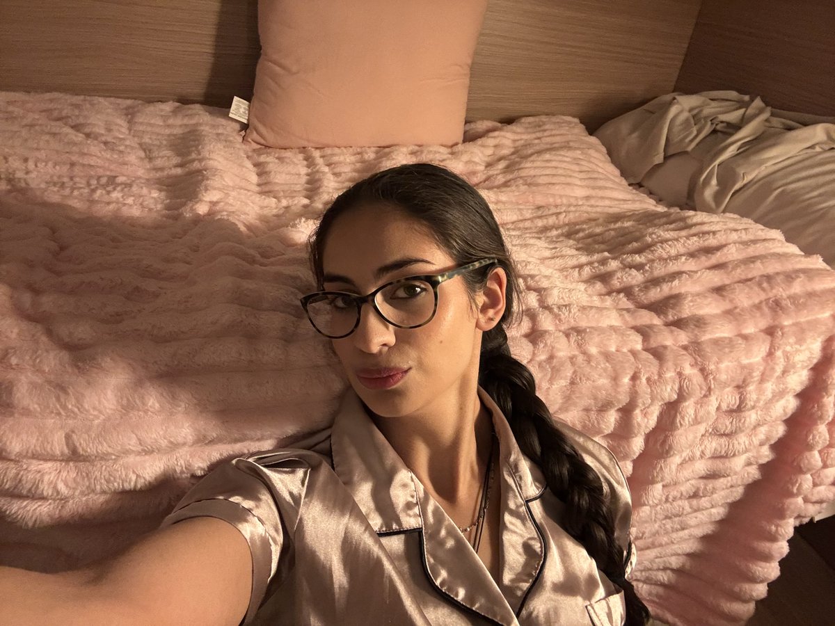 yourprinceslexi's tweet photo. Uni can be exhausting so let’s appreciate a little pj’s pic https://t.co/7SOMIVSJ78