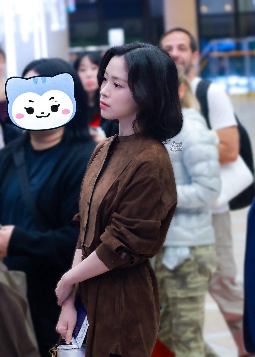 MidzyMouse's tweet photo. 261008 GMP HQ✈️🐱 (2)
 
💕💕💕(˃̵͈⌓˂̵͈)💕💕💕

#류진 #RYUJIN #있지 #ITZY 
@ITZYofficial https://t.co/mawiuNpOyQ