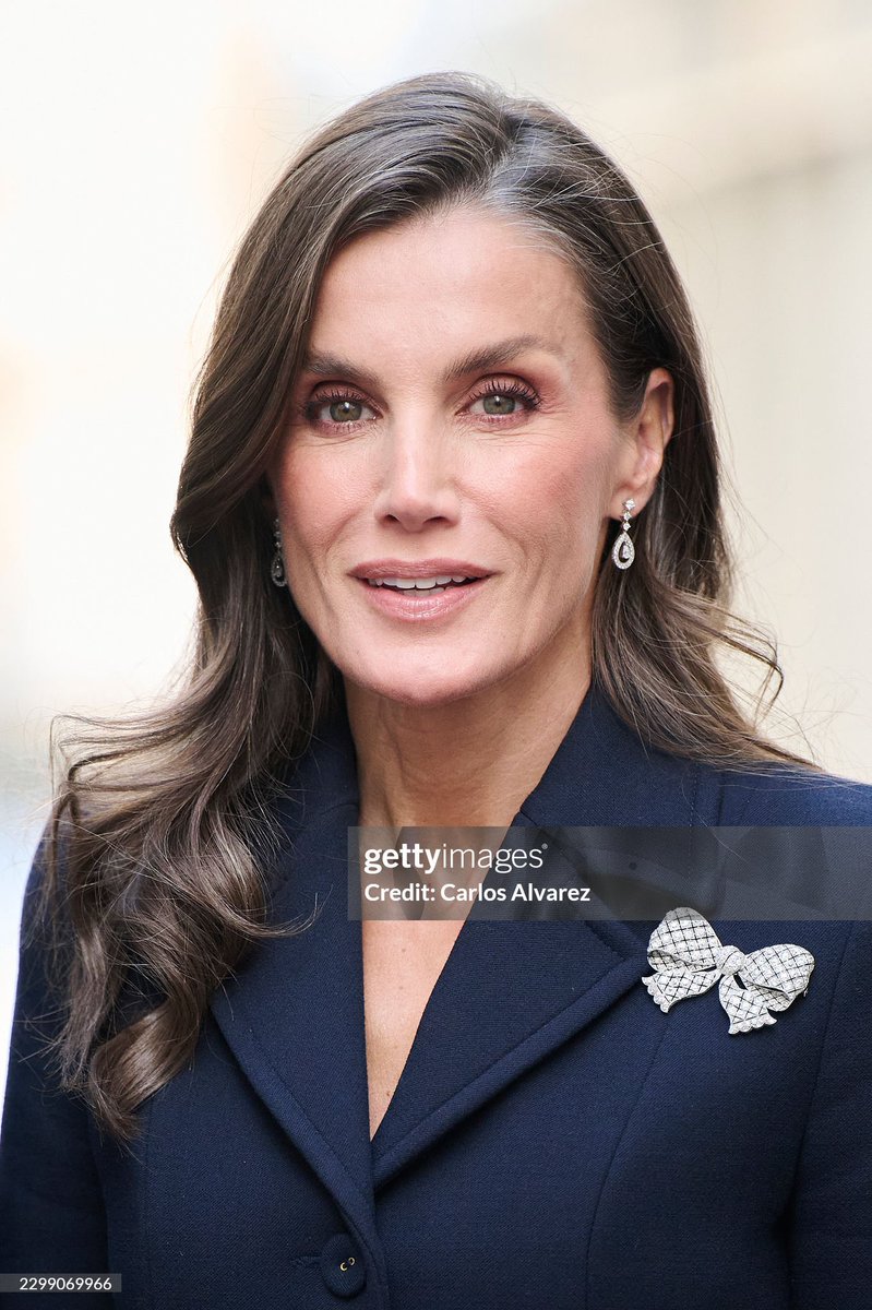 felizias22504's tweet photo. Guapo + Guapa = 🔥🔥🔥

📸@CarlosAlvGetty https://t.co/AETagukh7X