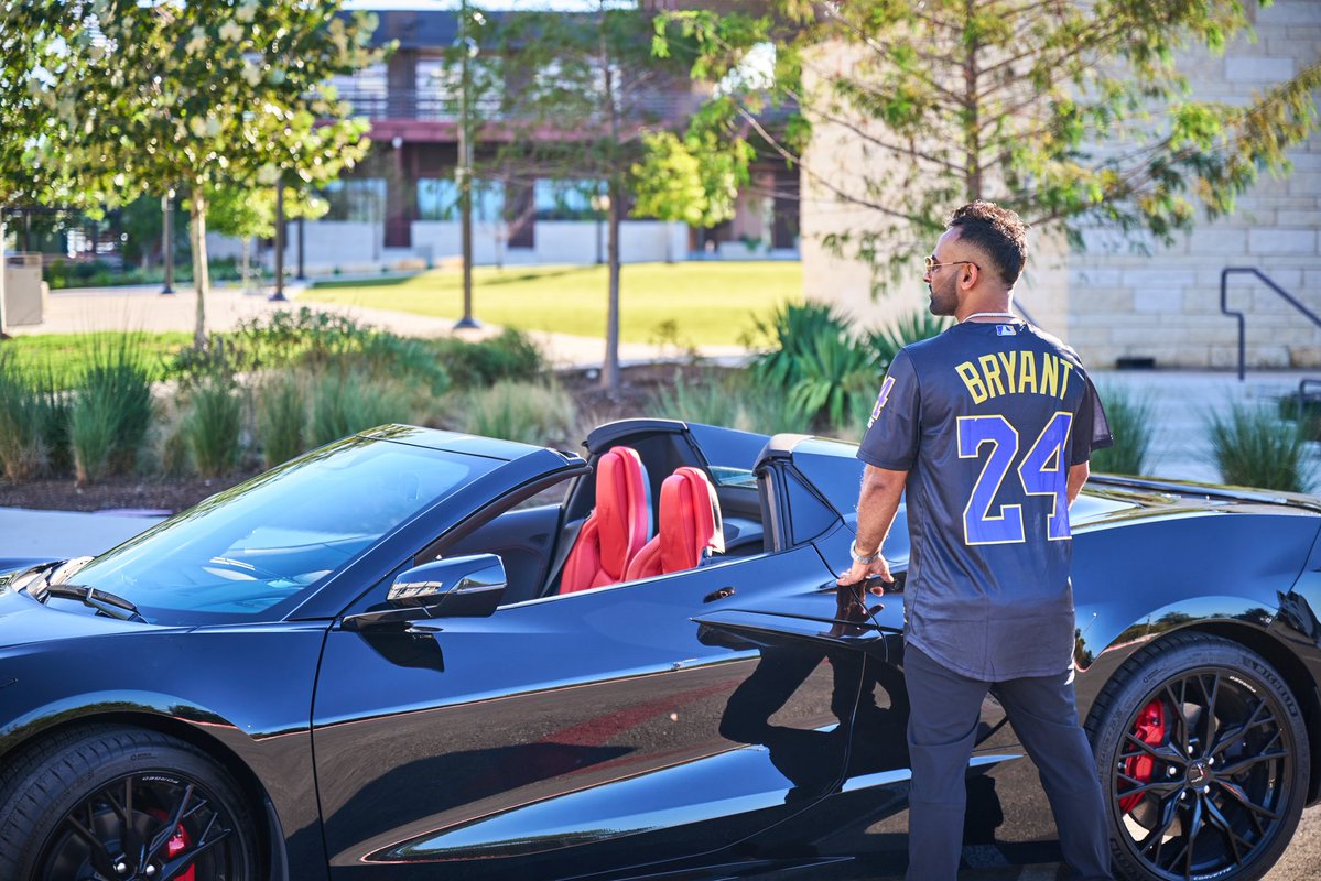 SonnyIsMoney24's tweet photo. Retired from 2K to go chase that HOF tag IRL… just know can’t none of y’all ever fw me 🫡

Was good Feach @StatenIsland2K — we Vette fam now too 🏎️🤝 https://t.co/H8fTtjYX66